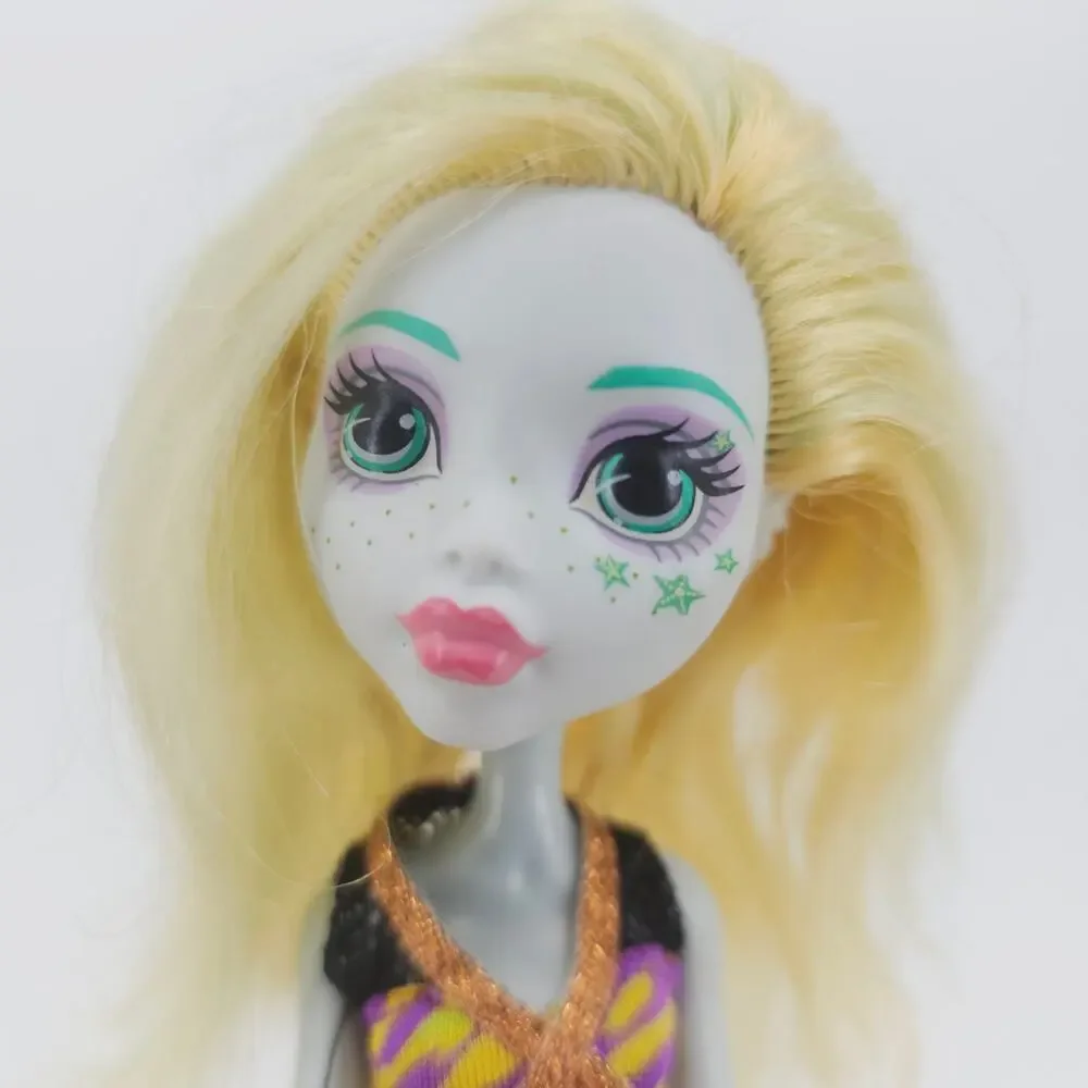 Monster High Doll Lagoona Blue Fashion Doll Dance the Fright Away Line No Box